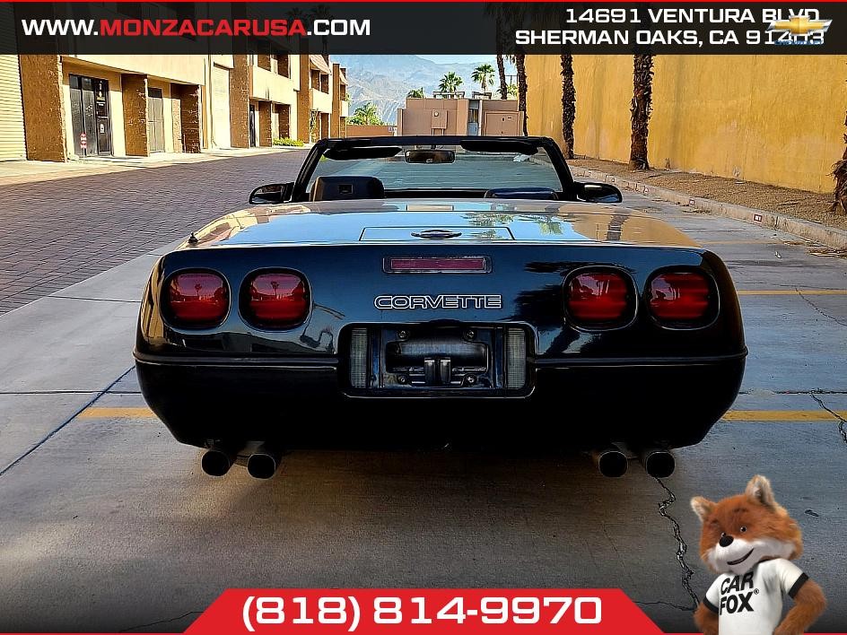 Chevrolet-Corvette-1989-Convertible-11