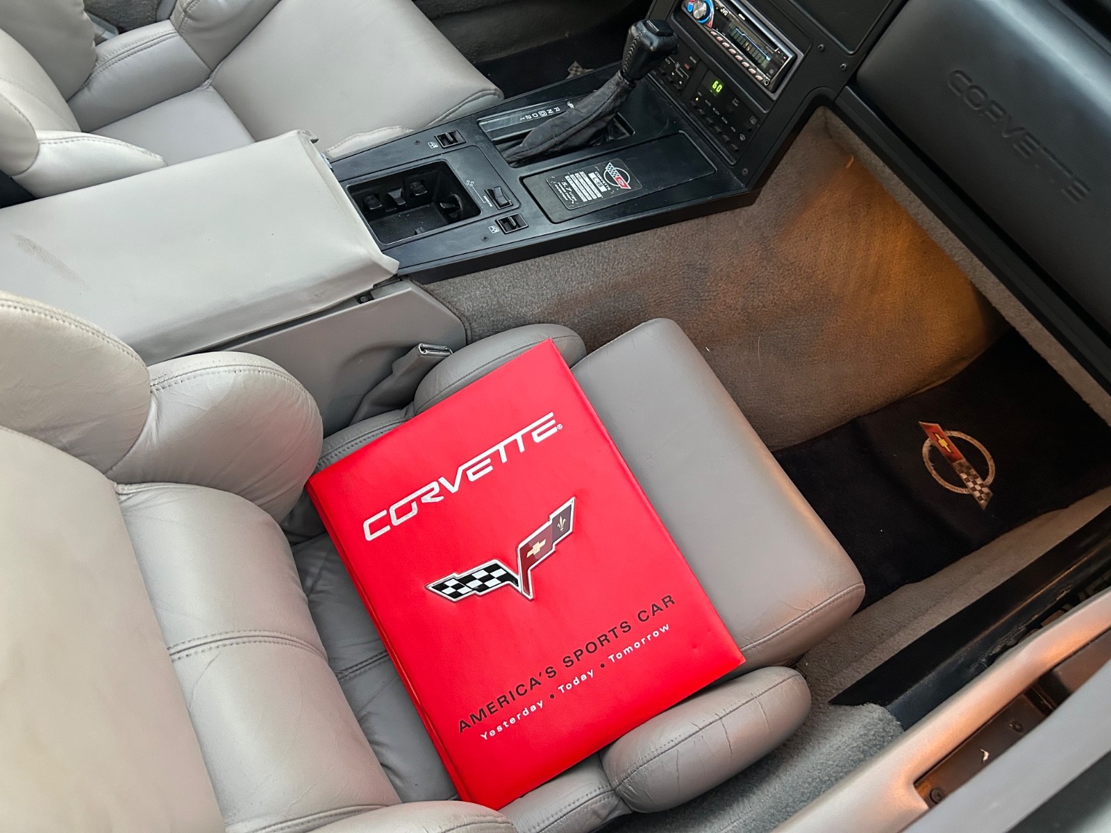 Chevrolet-Corvette-1989-Convertible-27