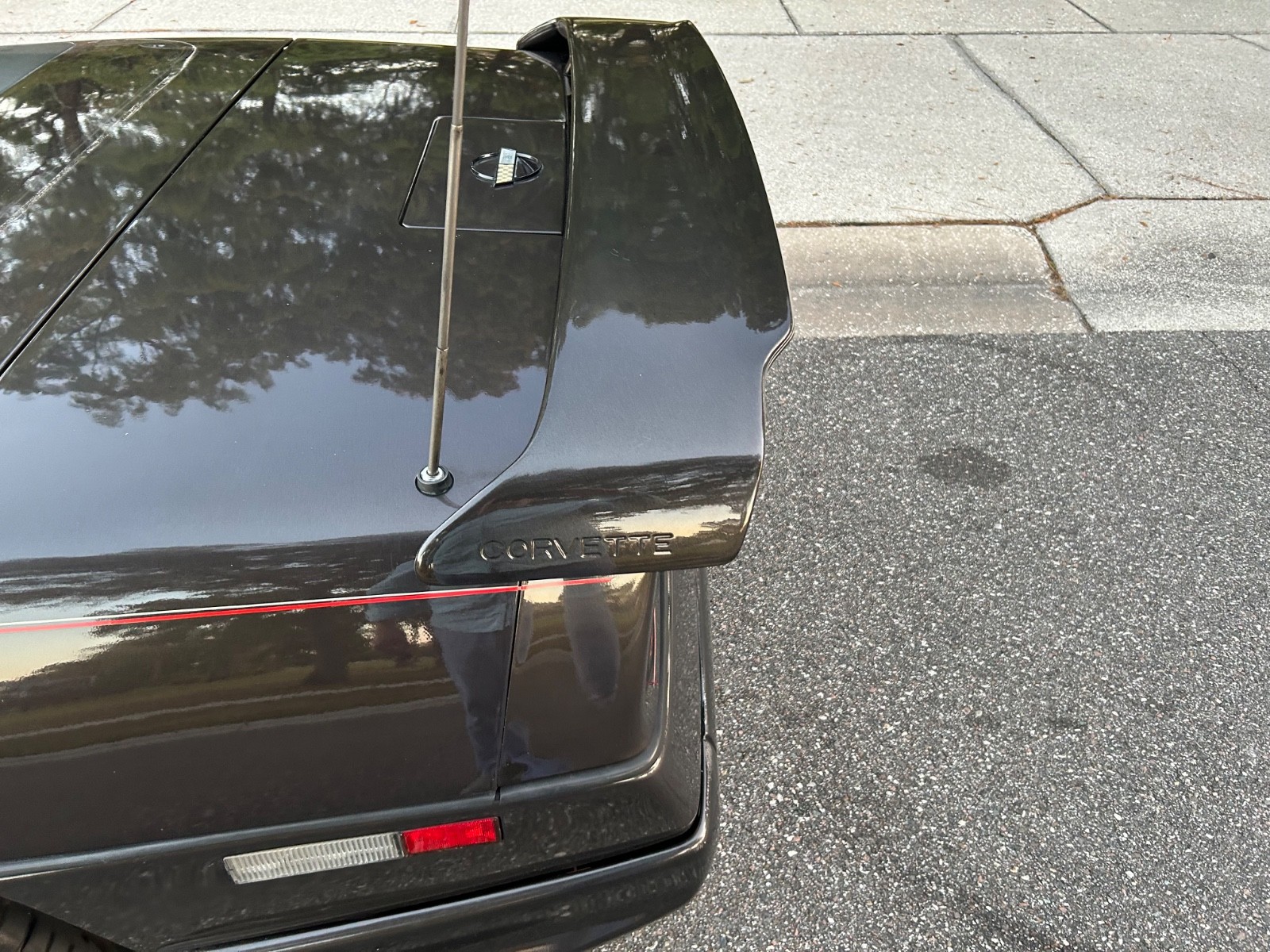 Chevrolet-Corvette-1989-Convertible-37