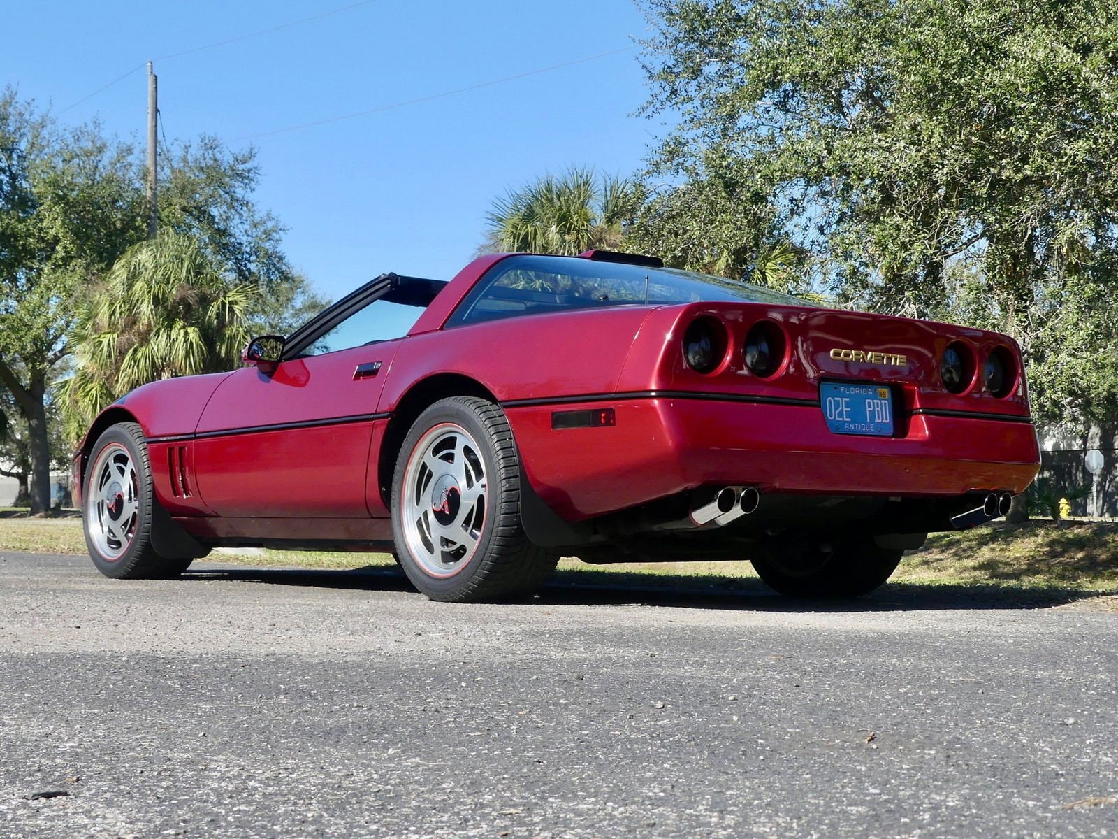 Chevrolet-Corvette-1989-Coupe-18