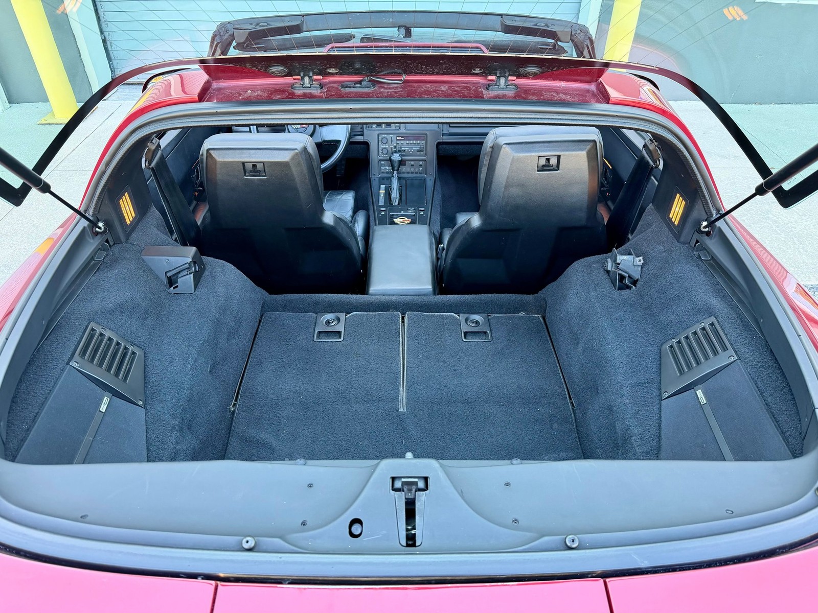 Chevrolet-Corvette-1989-Coupe-4