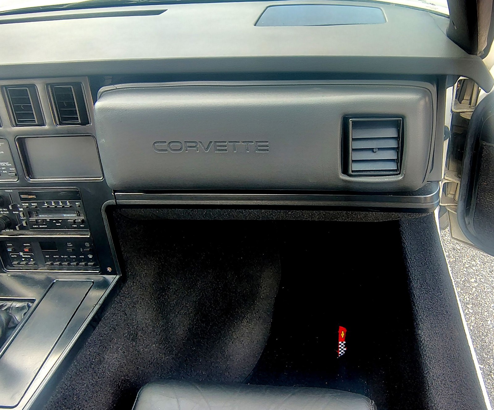 Chevrolet-Corvette-1989-L98-Tuned-Port-INJ-28