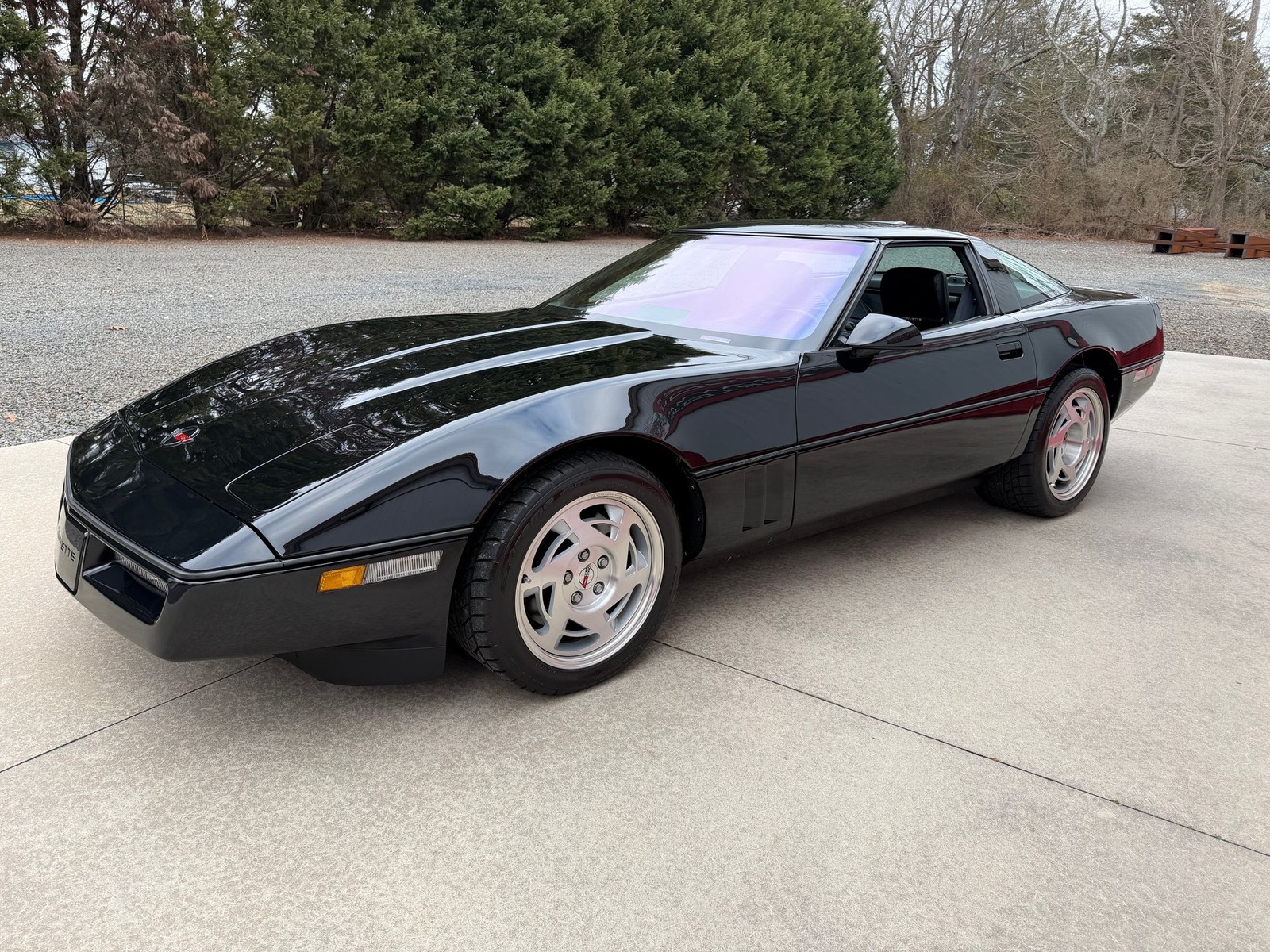 Chevrolet-Corvette-1990-Coupe-1