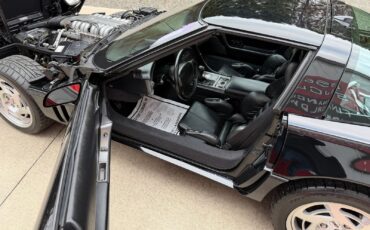 Chevrolet-Corvette-1990-Coupe-11