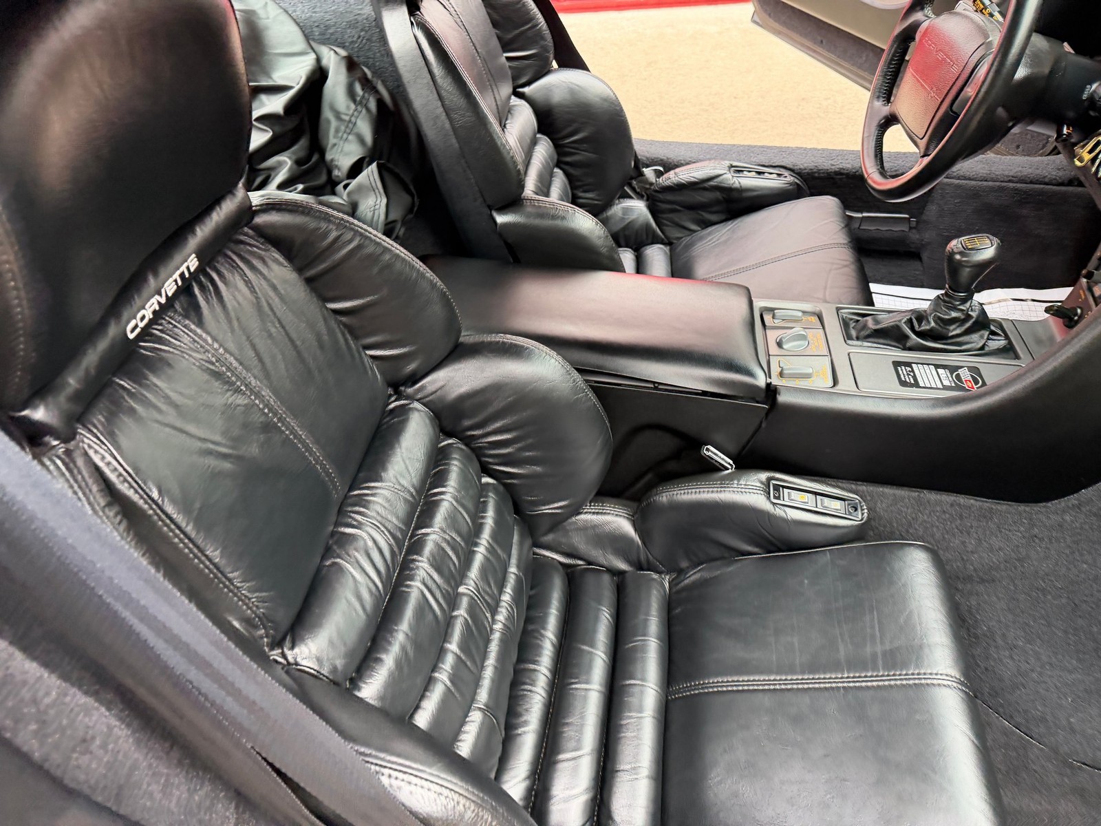 Chevrolet-Corvette-1990-Coupe-16