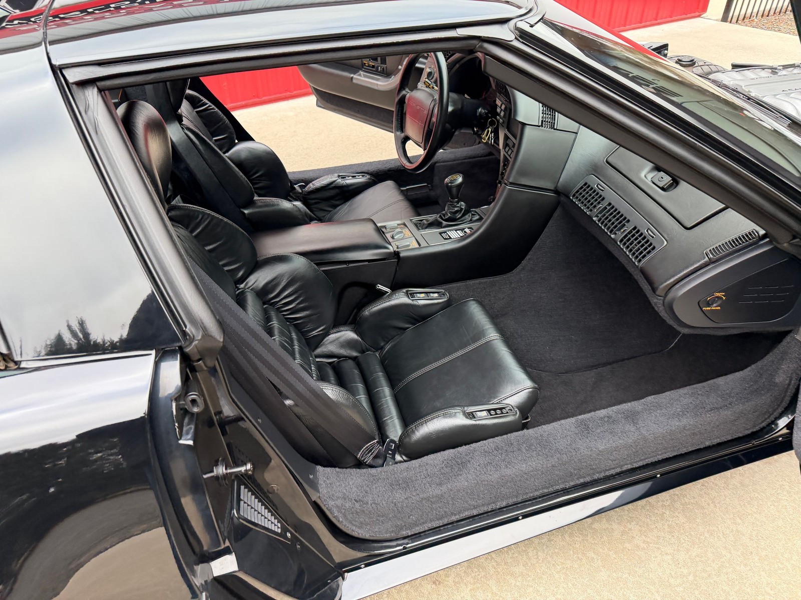 Chevrolet-Corvette-1990-Coupe-18