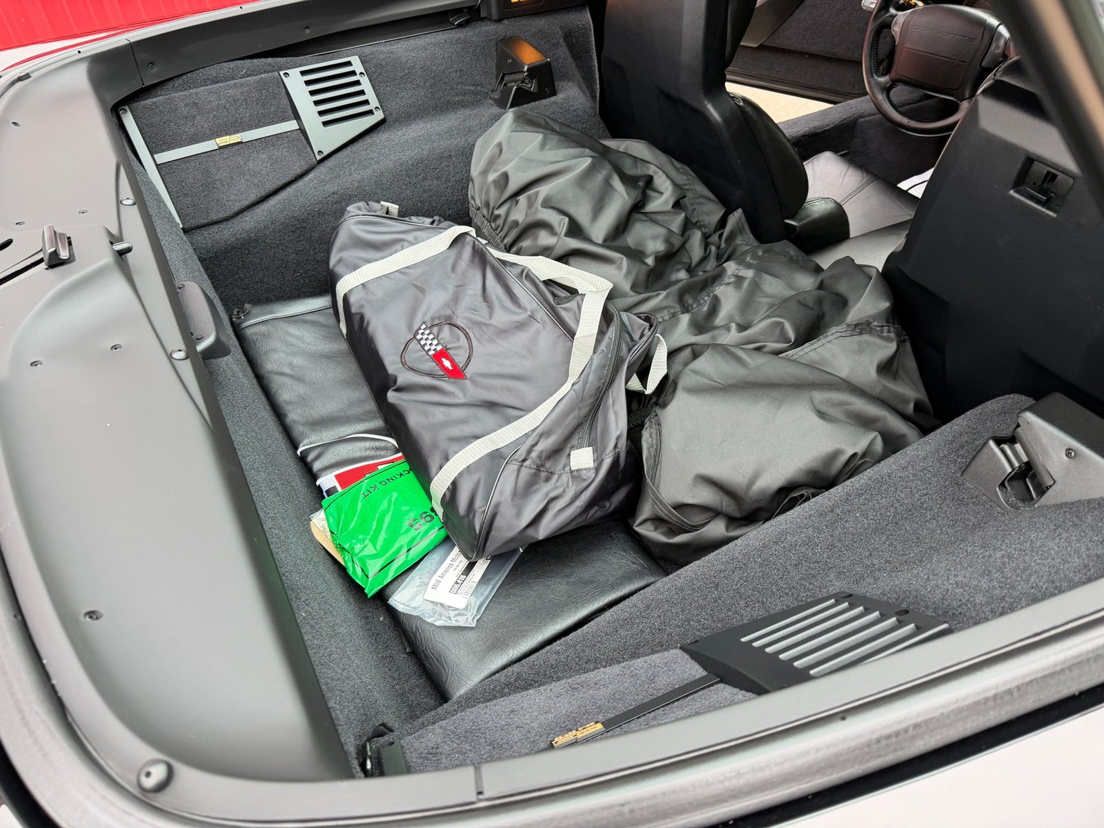 Chevrolet-Corvette-1990-Coupe-19