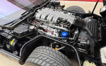 Chevrolet-Corvette-1990-Coupe-2