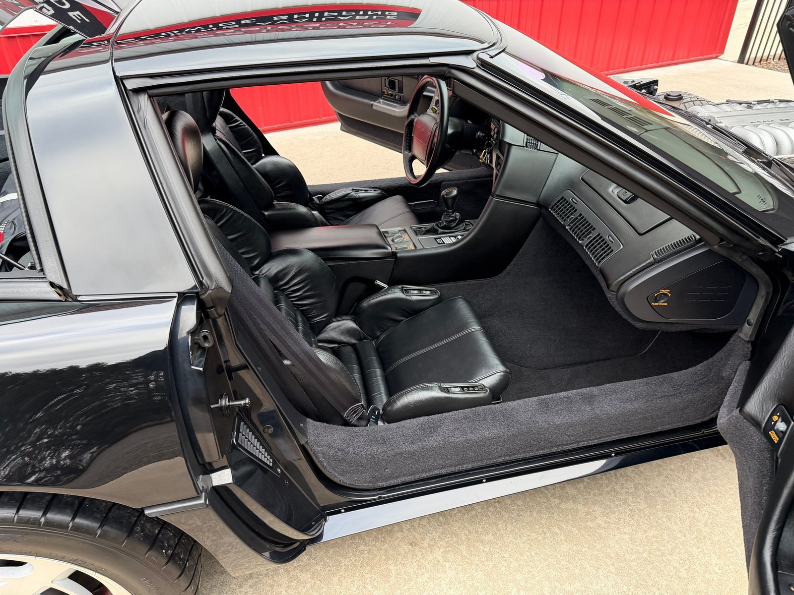 Chevrolet-Corvette-1990-Coupe-21