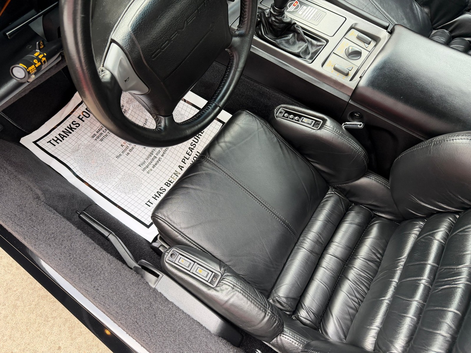 Chevrolet-Corvette-1990-Coupe-28