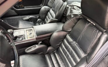 Chevrolet-Corvette-1990-Coupe-30