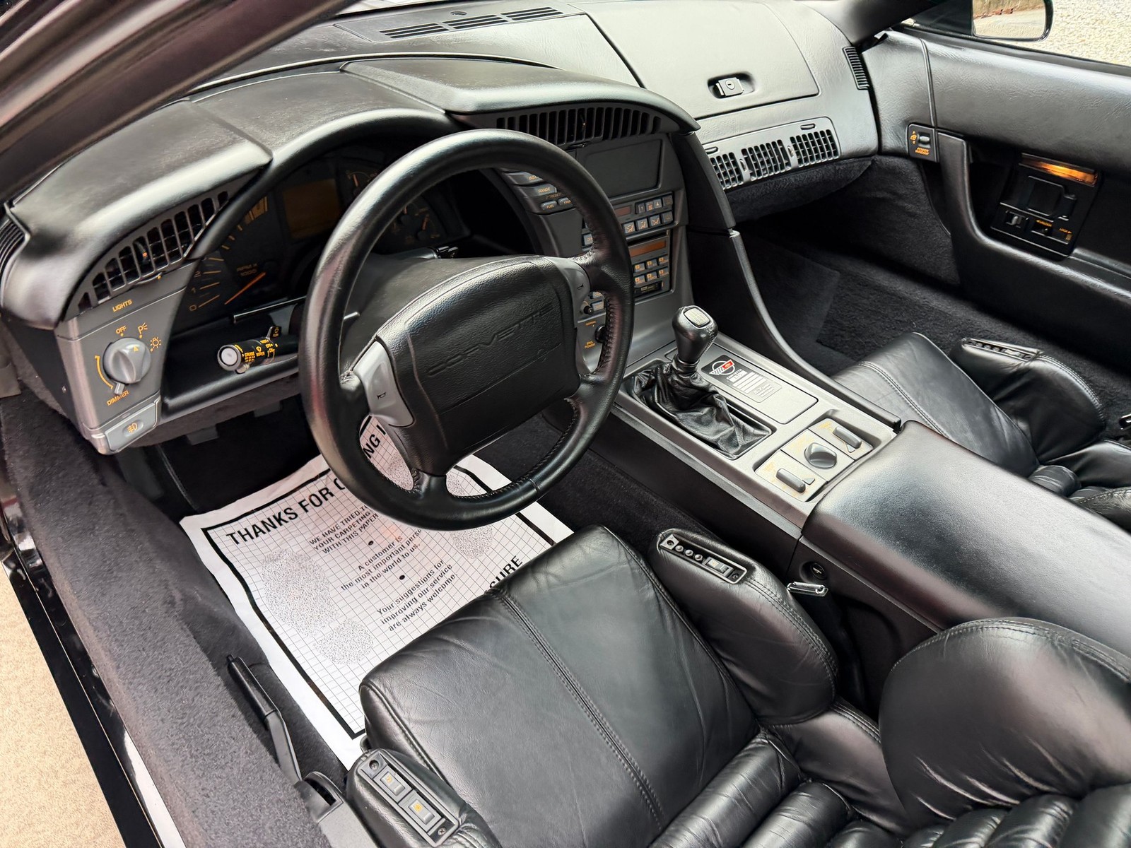 Chevrolet-Corvette-1990-Coupe-31