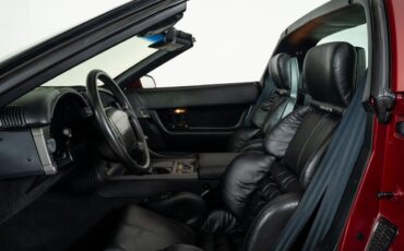 Chevrolet-Corvette-1990-Hatchback-20