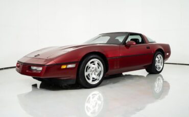 Chevrolet-Corvette-1990-Hatchback-4