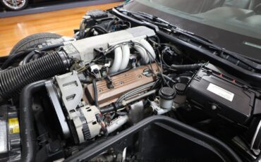 Chevrolet-Corvette-1991-Convertible-2