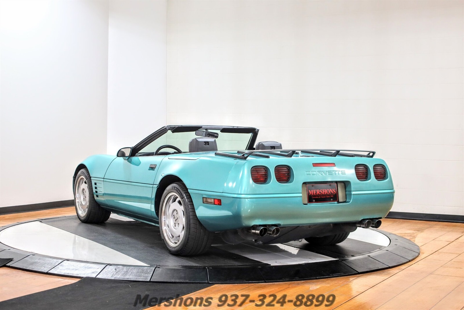 Chevrolet-Corvette-1991-Convertible-4
