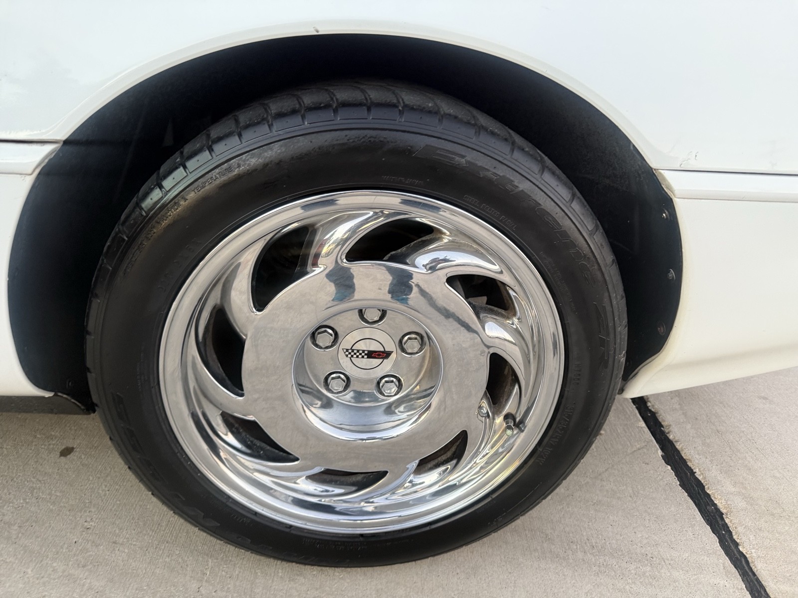 Chevrolet-Corvette-1991-Hatchback-1