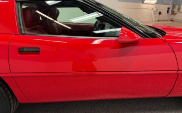 Chevrolet-Corvette-1991-Hatchback-14