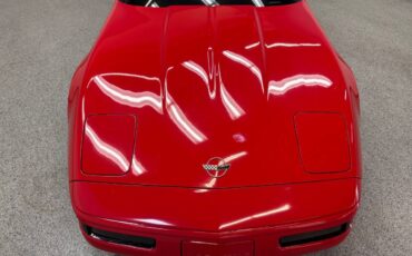 Chevrolet-Corvette-1991-Hatchback-2