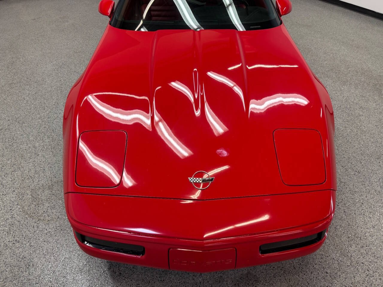 Chevrolet-Corvette-1991-Hatchback-2