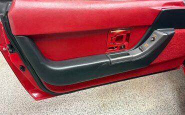 Chevrolet-Corvette-1991-Hatchback-23