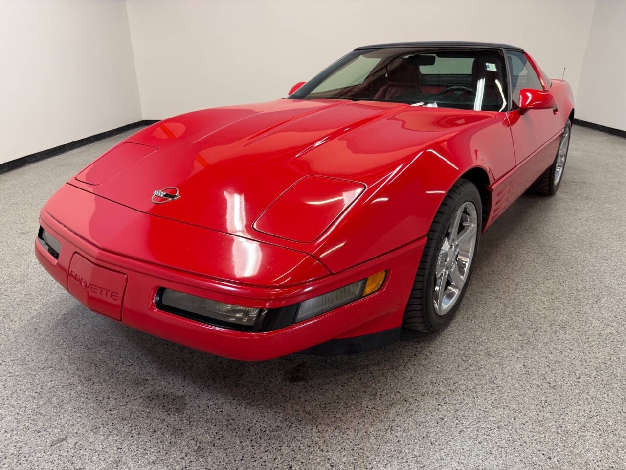 Chevrolet-Corvette-1991-Hatchback-3