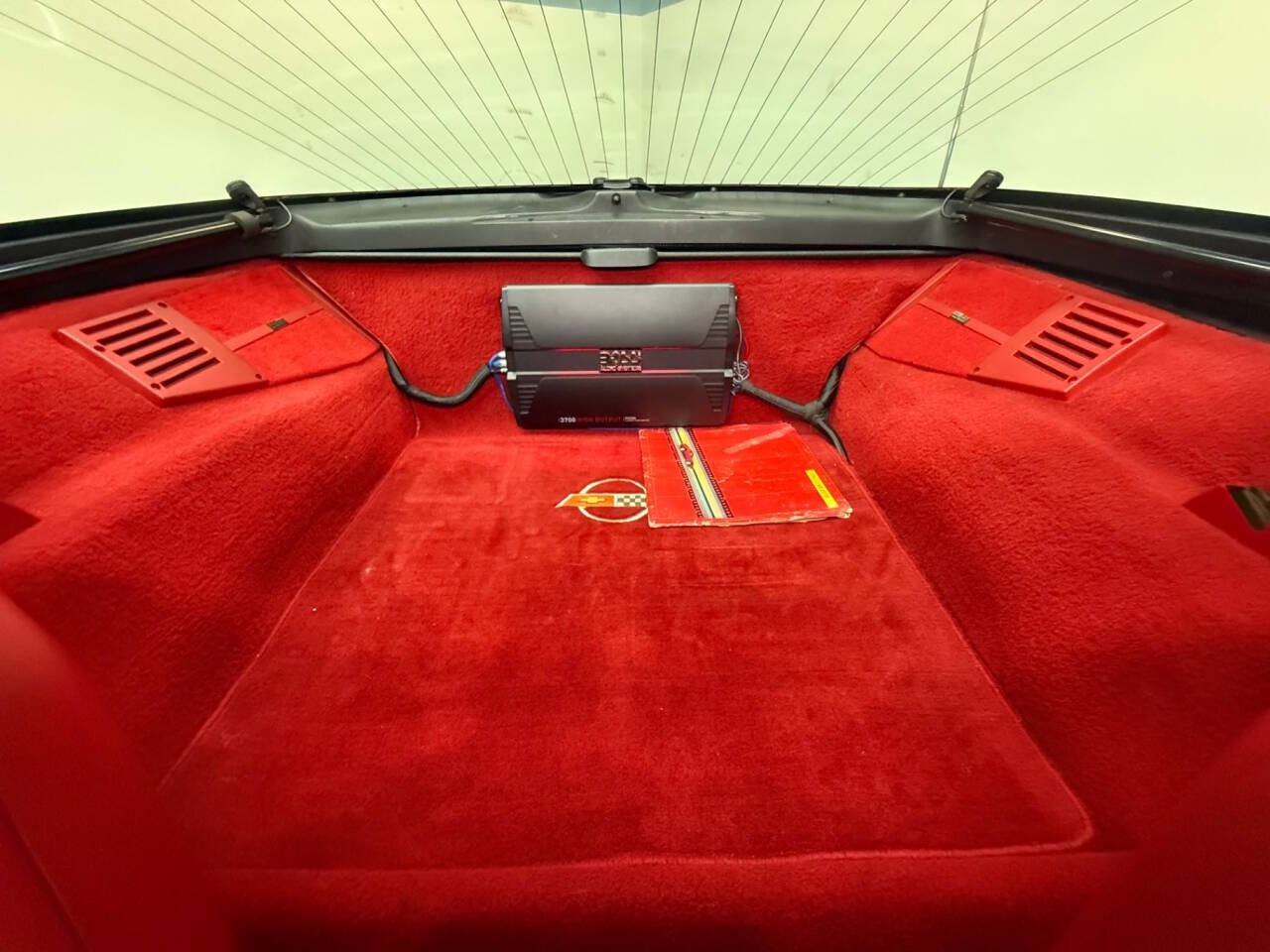 Chevrolet-Corvette-1991-Hatchback-31