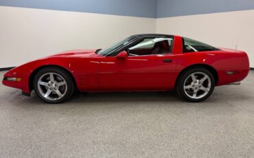 Chevrolet-Corvette-1991-Hatchback-4