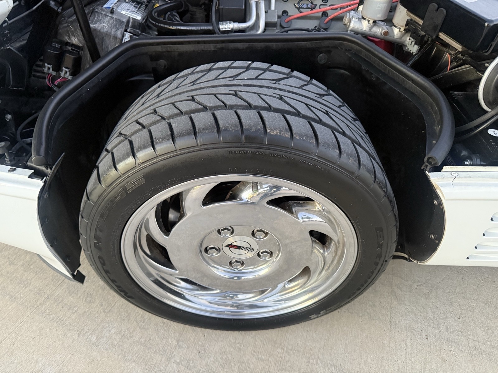 Chevrolet-Corvette-1991-Hatchback-7