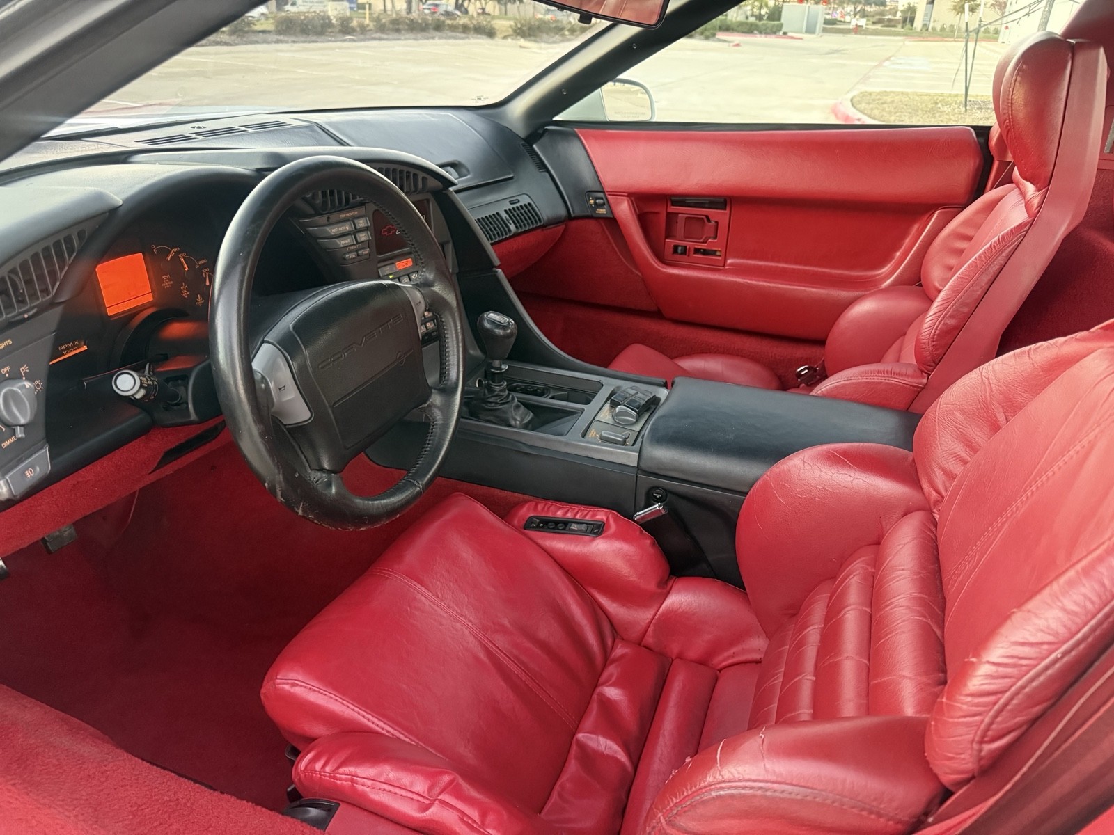 Chevrolet-Corvette-1991-Hatchback-8