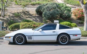 Chevrolet-Corvette-1992-1