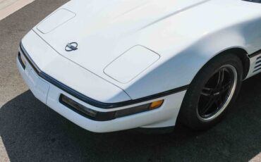 Chevrolet-Corvette-1992-16