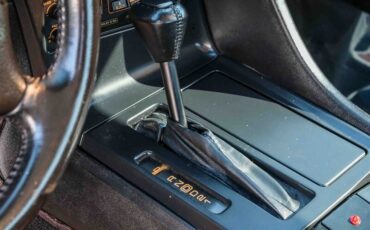 Chevrolet-Corvette-1992-23