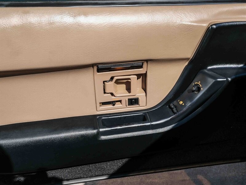 Chevrolet-Corvette-1992-24