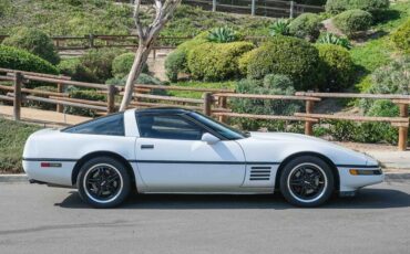 Chevrolet-Corvette-1992-6