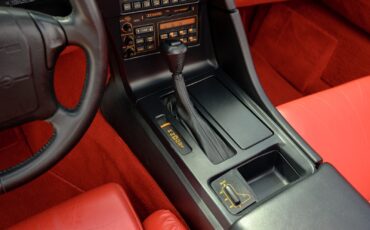 Chevrolet-Corvette-1992-Convertible-10