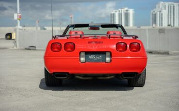 Chevrolet-Corvette-1992-Convertible-3