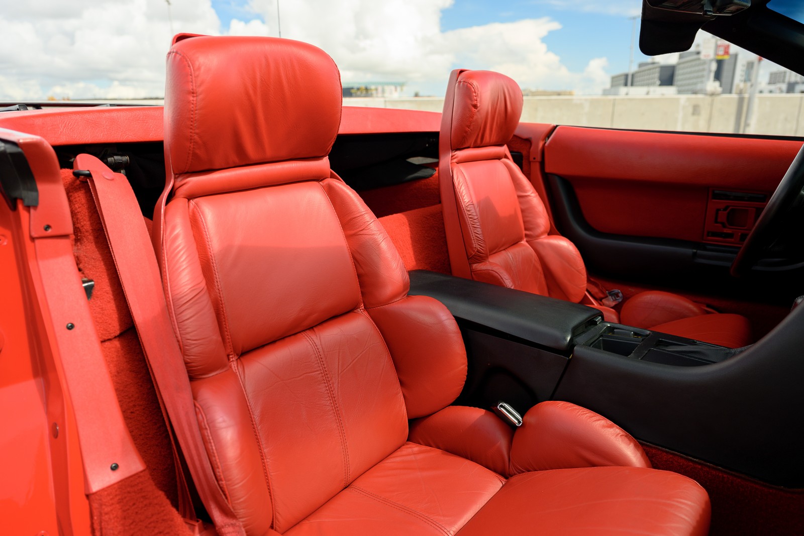 Chevrolet-Corvette-1992-Convertible-9