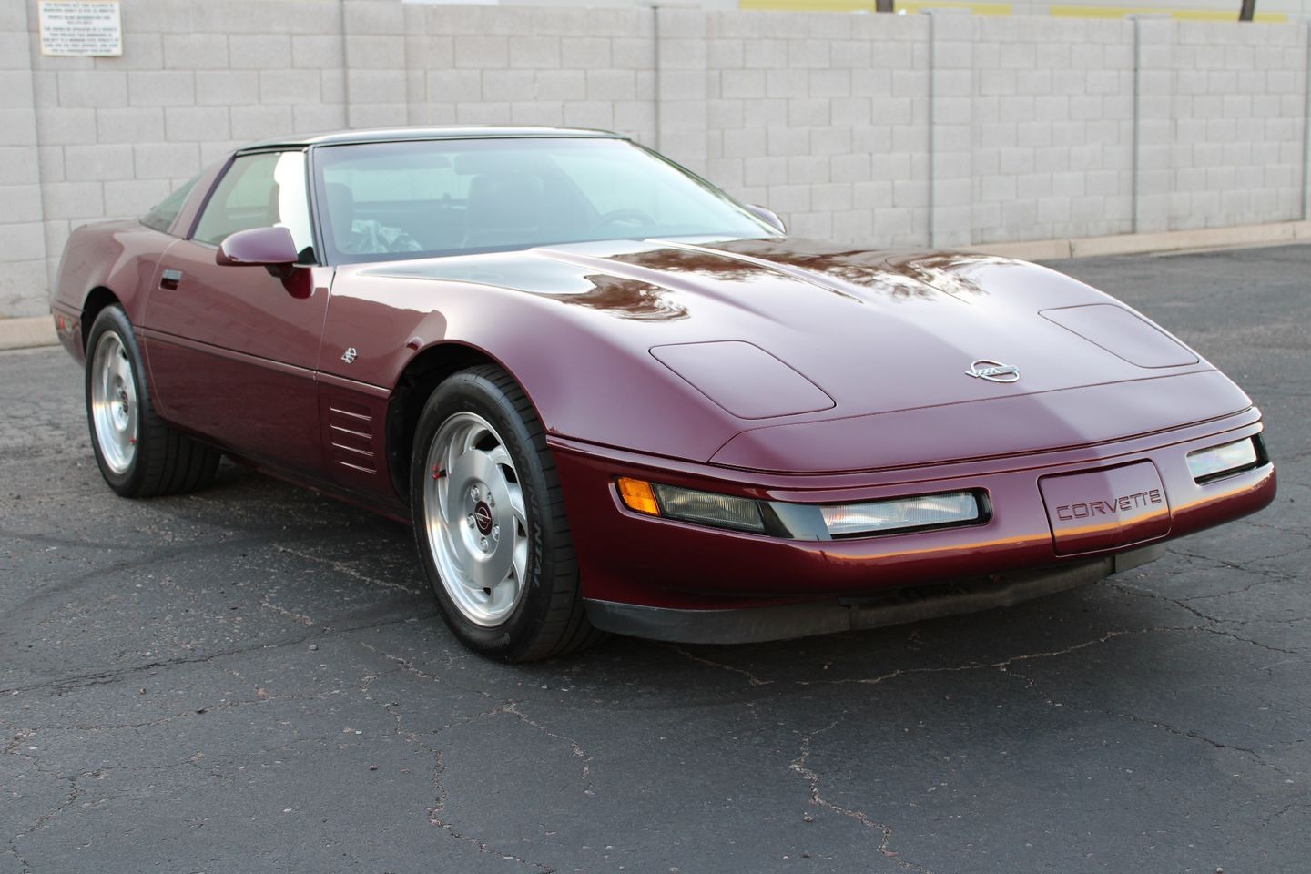 Chevrolet-Corvette-1993-Hatchback-10