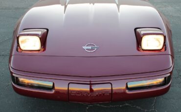 Chevrolet-Corvette-1993-Hatchback-13