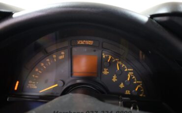 Chevrolet-Corvette-1993-Hatchback-14