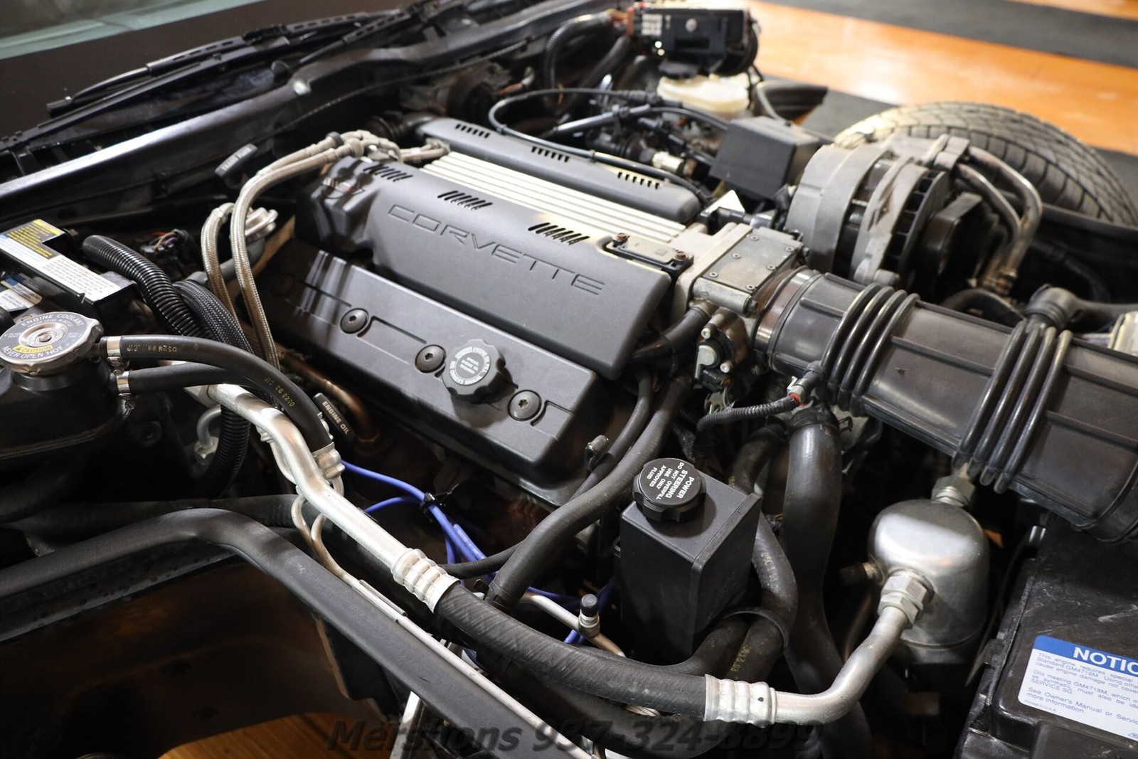 Chevrolet-Corvette-1993-Hatchback-18