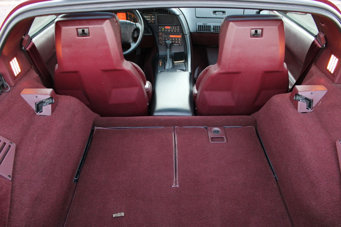 Chevrolet-Corvette-1993-Hatchback-26