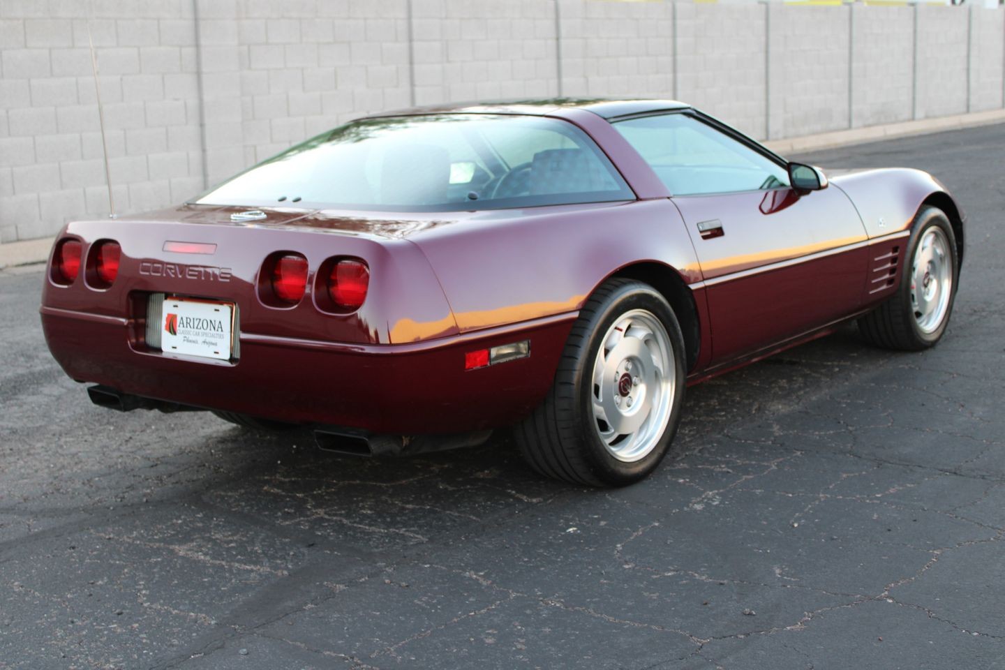 Chevrolet-Corvette-1993-Hatchback-3