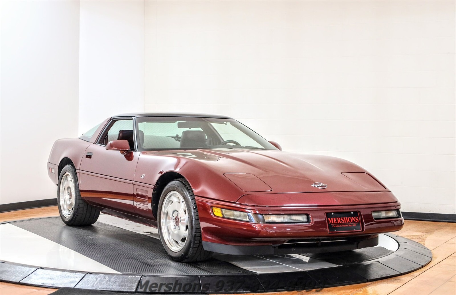 Chevrolet-Corvette-1993-Hatchback-5