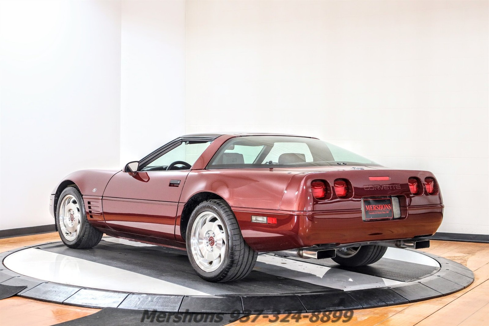 Chevrolet-Corvette-1993-Hatchback-6