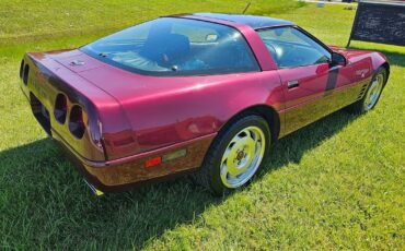 Chevrolet-Corvette-1993-Hatchback-9