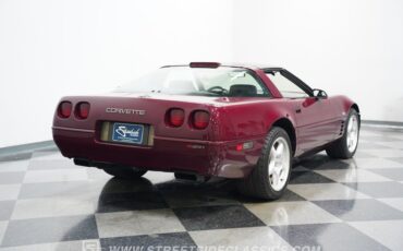 Chevrolet-Corvette-1993-Ruby-Red-Metallic-Ruby-Red-13