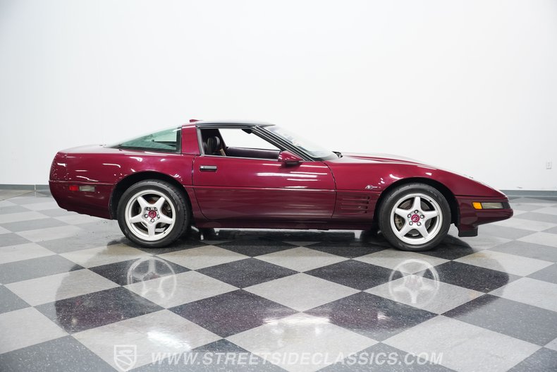 Chevrolet-Corvette-1993-Ruby-Red-Metallic-Ruby-Red-16