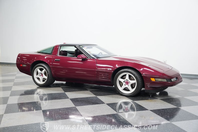 Chevrolet-Corvette-1993-Ruby-Red-Metallic-Ruby-Red-17